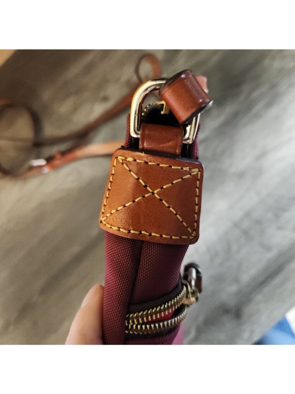 Dooney & Bourke Bordeaux Nylon Cross Body Red Interior Leather Strap & Trim NWOT - Picture 5 of 11